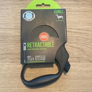 NWT Retractable, dog leash, extra small